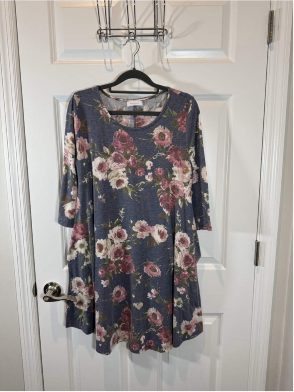 Kayla’s Armoire Long Sleeve Floral Dress Size Medium